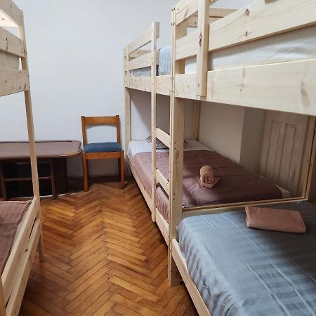 Hostel Queen Centar Split Buitenkant foto